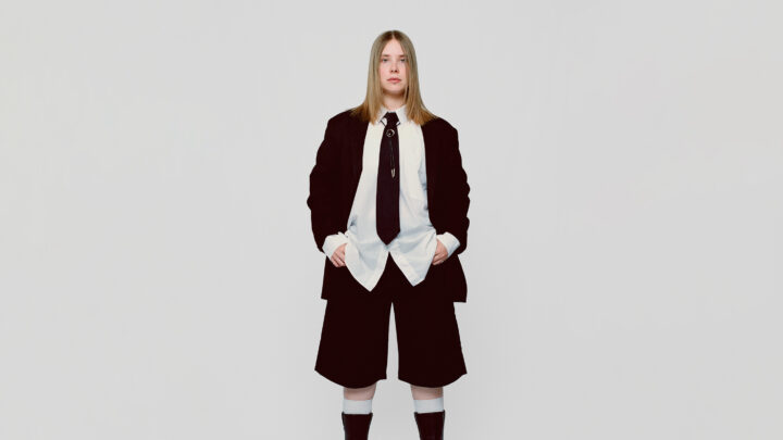 Featured Image - Asla Jo - Vallankumouksii (kuvaaja Joona Möttö)