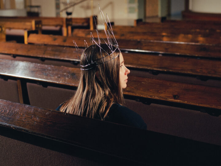 Promokuva 1 rajattu - Asla Jo - Papin tytär (kuvaaja Joona Möttö)