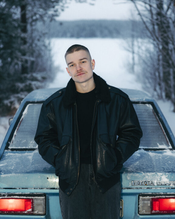 Promokuva 2 - KAUKUA - Kun tulee pimee (kuvaaja Olli Nurminen)