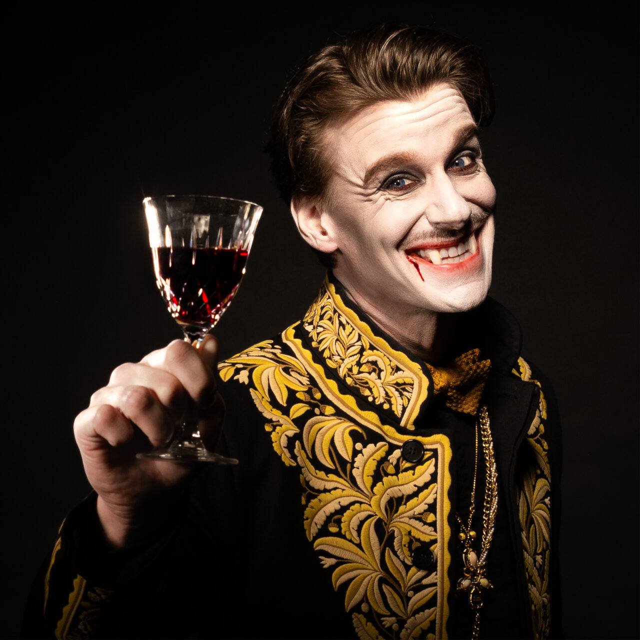 Kansikuva - Spekti - Dracula