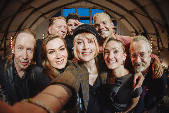 vain_elamaa_kausi_17_jakso_8_0000457_ares_benjamin_bess_freeman_heikki_salo_jippu_nelli_matula_timo_kotipelto_kuvaaja_petri_aho